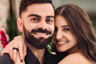 Anushka Sharma is all hearts for Virat Kohli's match-winning hundred in India vs Pakistan match; see post